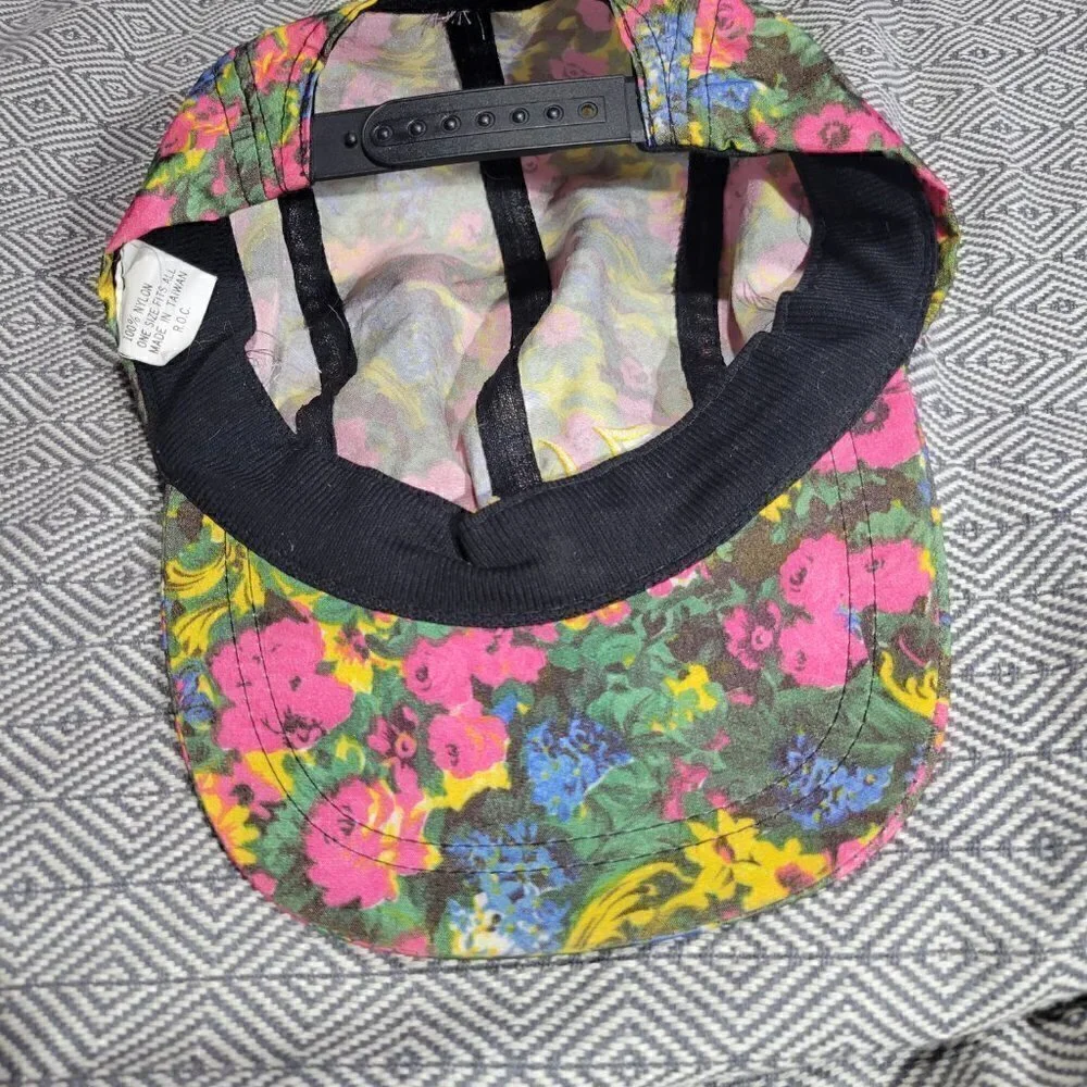 Hawaii Embroidery Floral Multicolored Thin Brim Snap Back Hat Onesize
